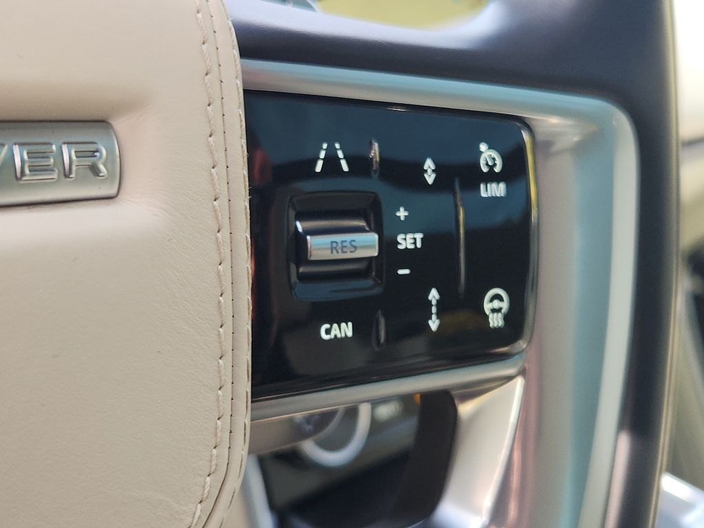 Thumbnail: 2023 Land Rover Range Rover - 23