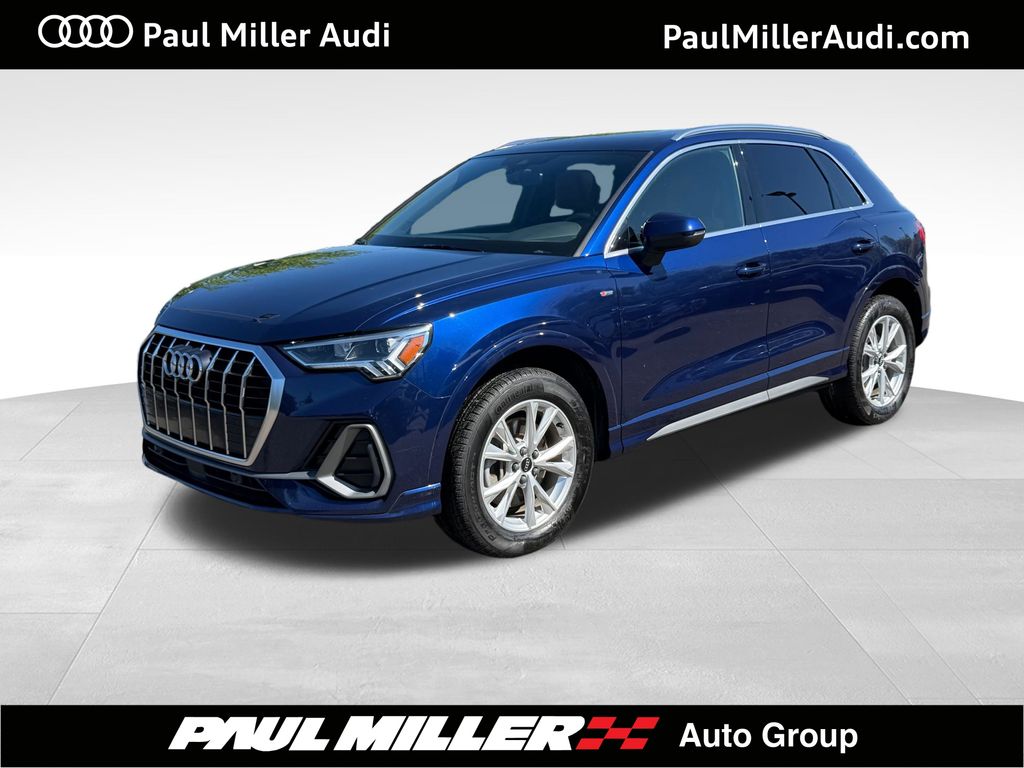 Navarra Blue Metallic 2024 Audi Q3 quattro Premium S Line 45 TFSI SUV / Crossover All-Wheel Drive 8-Speed Automatic