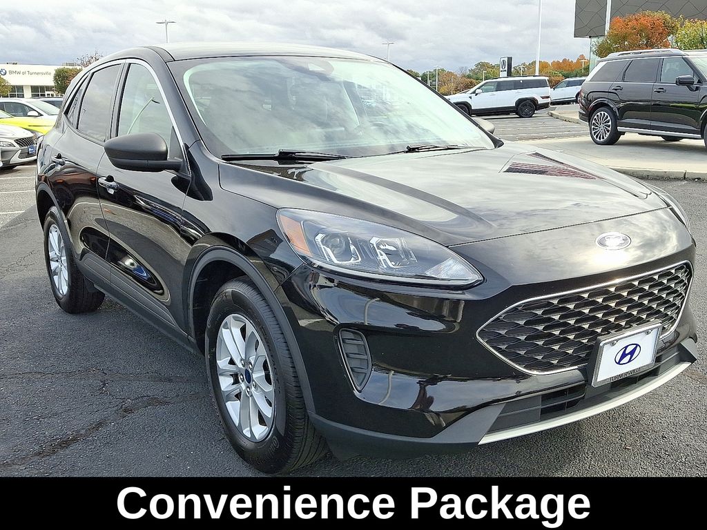 Thumbnail: 2022 Ford Escape - 4