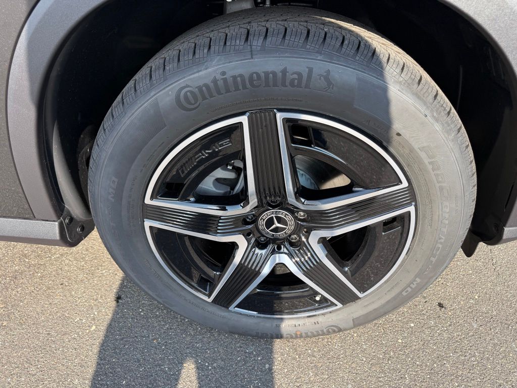 Thumbnail: 2027 Mercedes-Benz GLC - 16