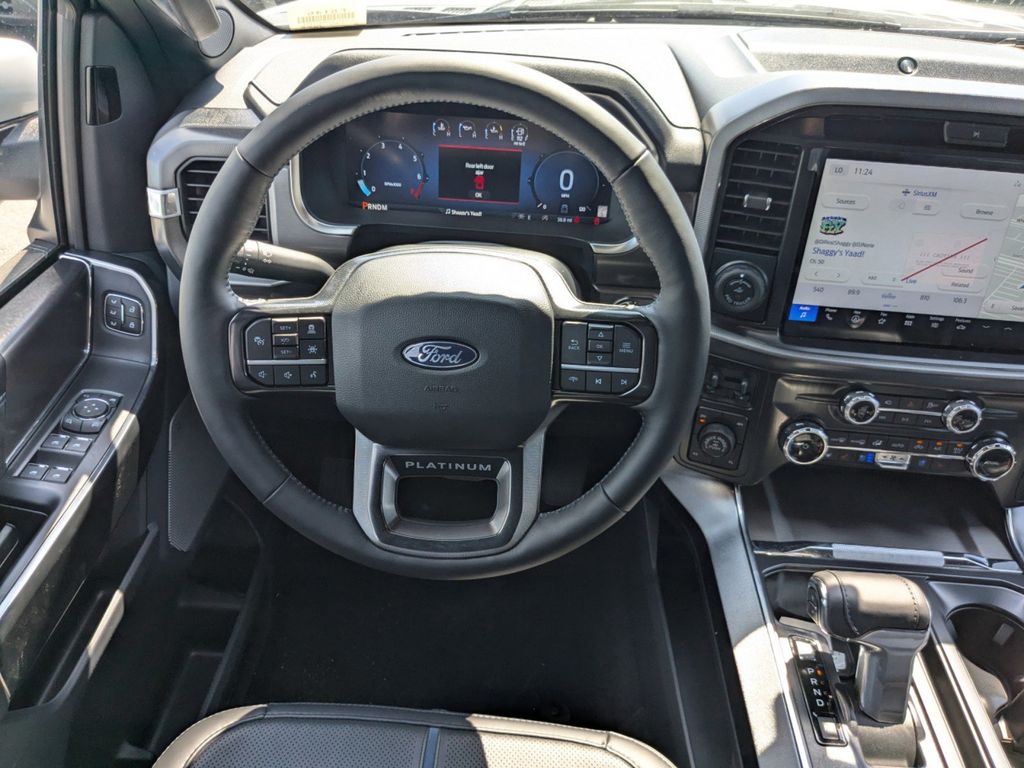 2025 Ford F-150 Platinum