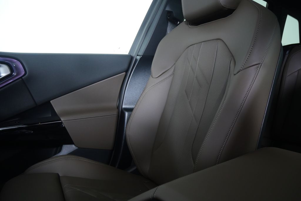 Thumbnail: 2026 BMW X3 - 21