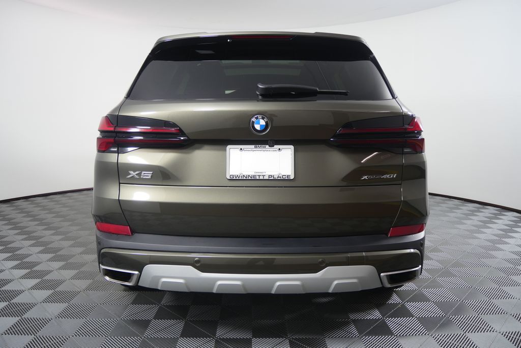 Thumbnail: 2026 BMW X5 - 4