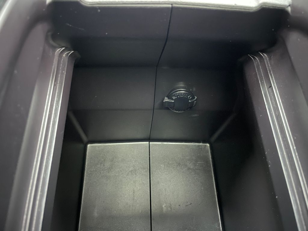 Thumbnail: 2023 Toyota Highlander - 30