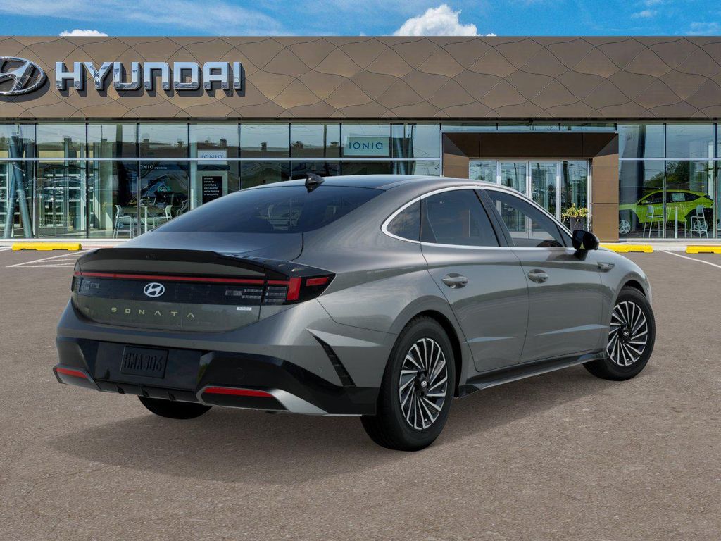 Thumbnail: 2025 Hyundai Sonata - 4