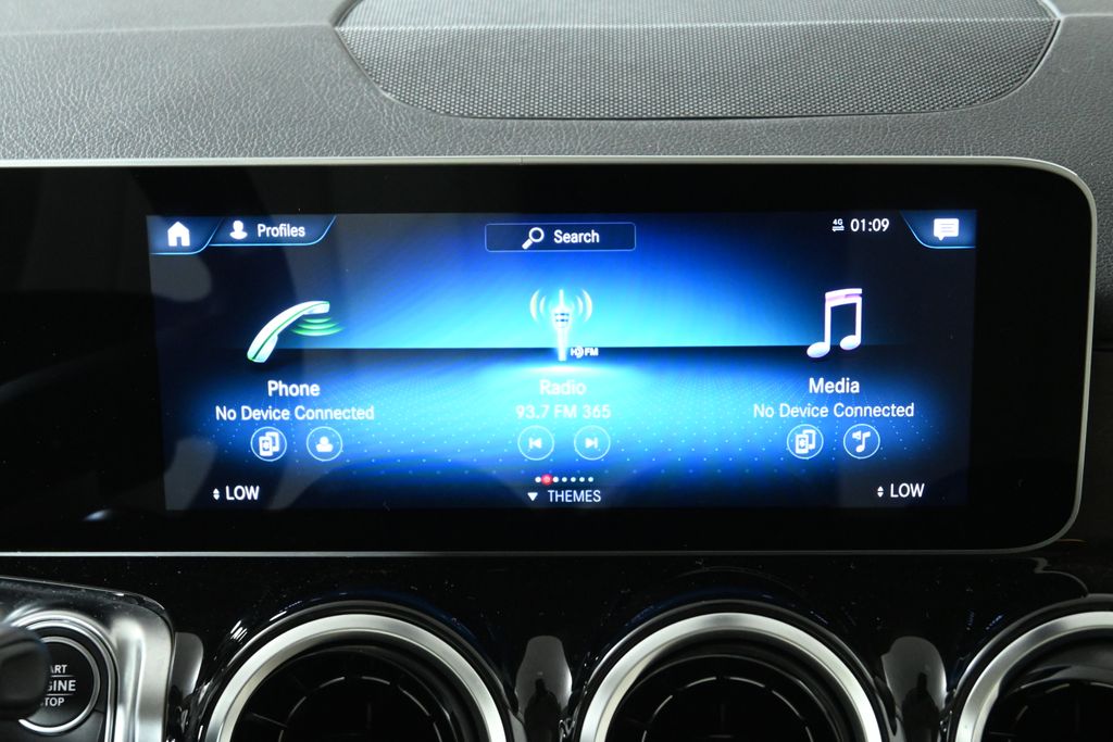 2021 Mercedes-Benz GLB 250 20