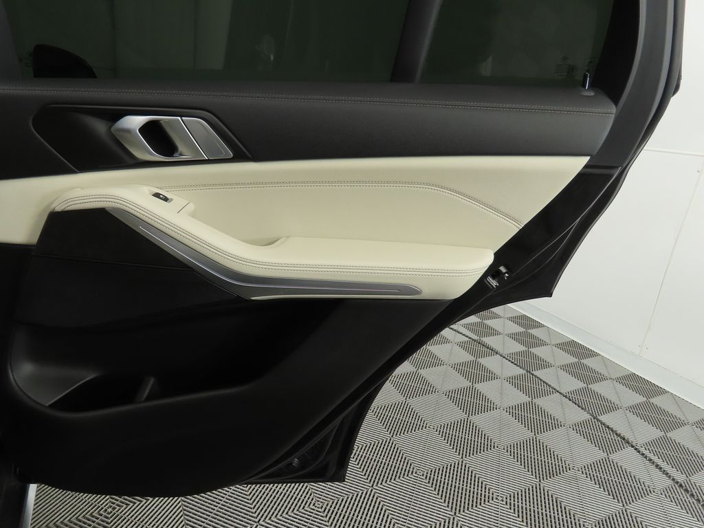 2022 BMW X5 xDrive40i 27