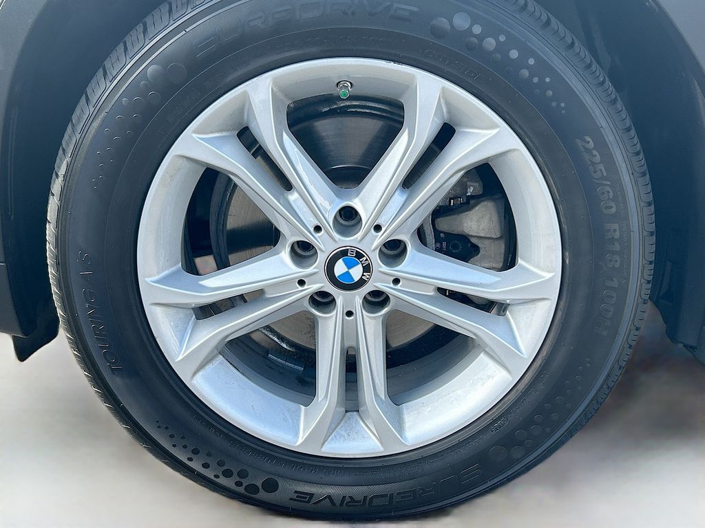 Thumbnail: 2019 BMW X3 - 31