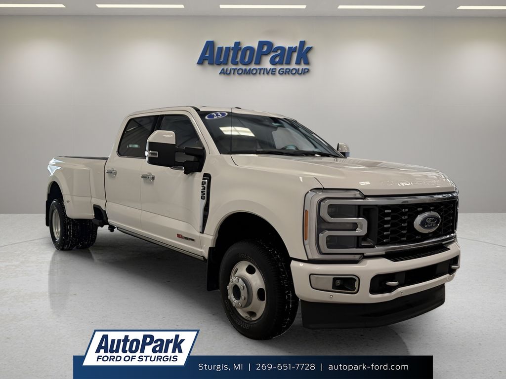 2023 Ford F-350 Super Duty Limited Crew Cab LB DRW 4WD