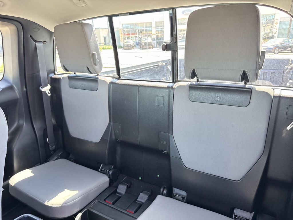 Used 2023 Toyota Tacoma SR 4D Access Cab