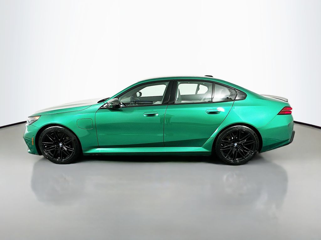 Thumbnail: 2026 BMW M5 - 8