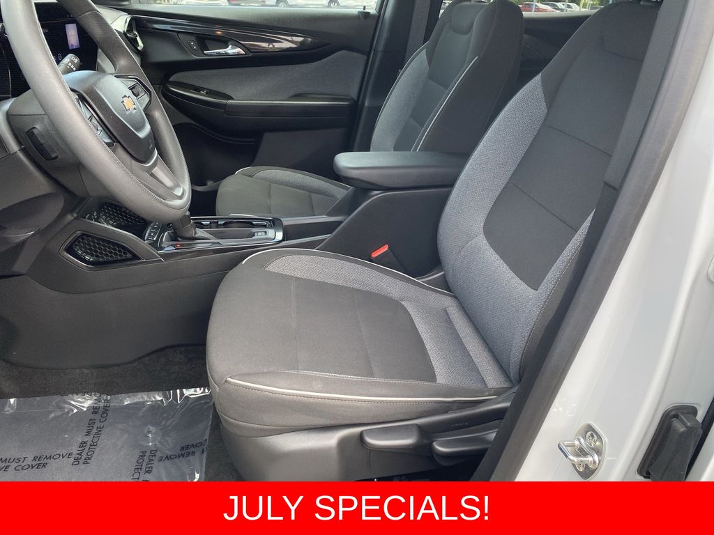 Used 2025 Chevrolet TrailBlazer SUV
