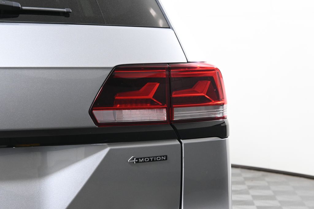 Thumbnail: 2023 Volkswagen Atlas - 14