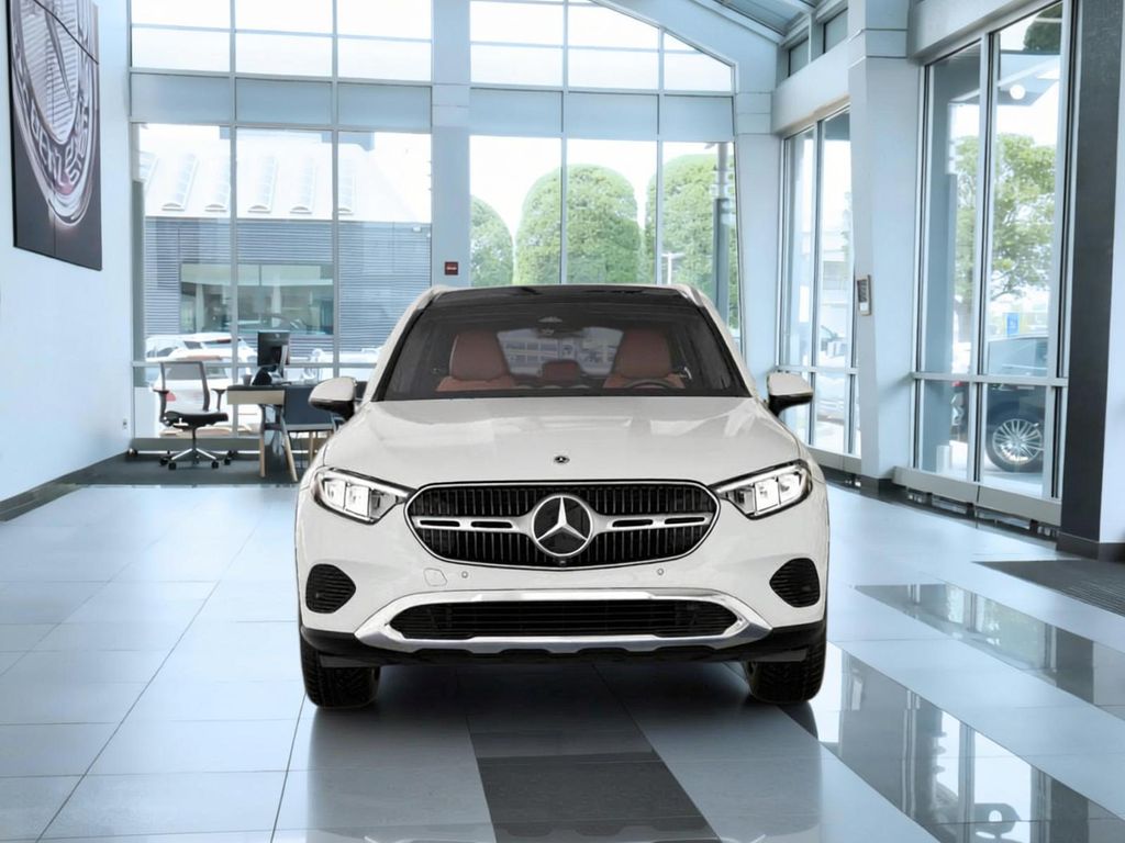 Thumbnail: 2026 Mercedes-Benz GLC - 7