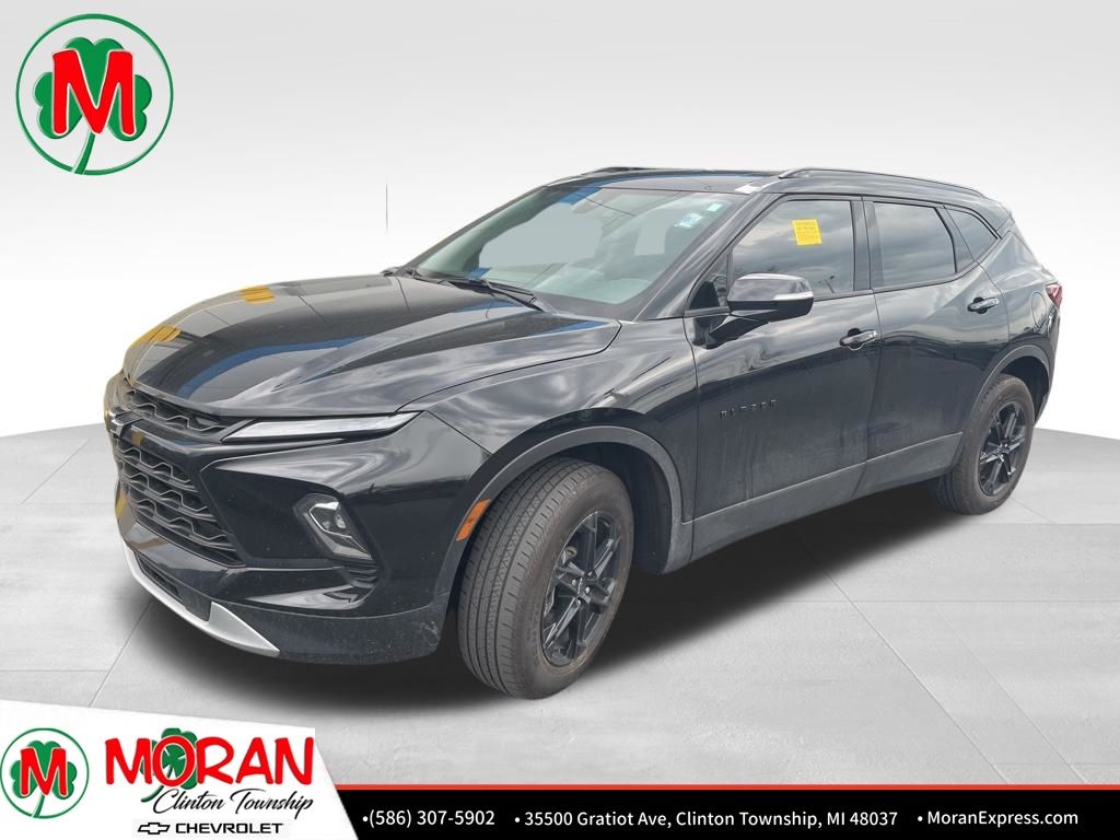 Black 2023 Chevrolet Blazer 3LT FWD SUV / Crossover Front-Wheel Drive 9-Speed Automatic Overdrive