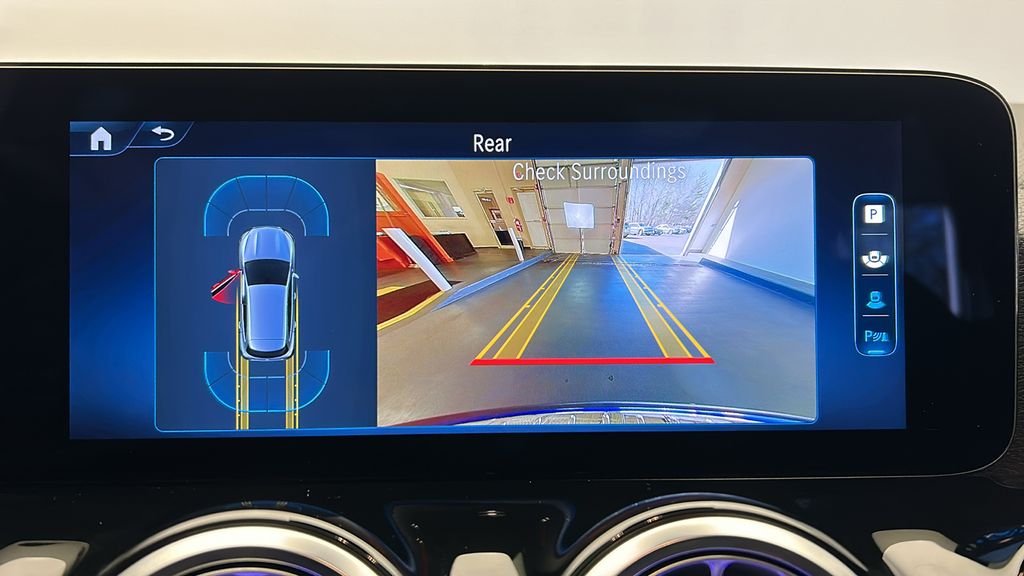 2025 Mercedes-Benz GLA 250 4MATIC 18