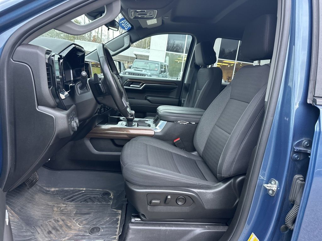Used 2024 Chevrolet Silverado 1500 Truck