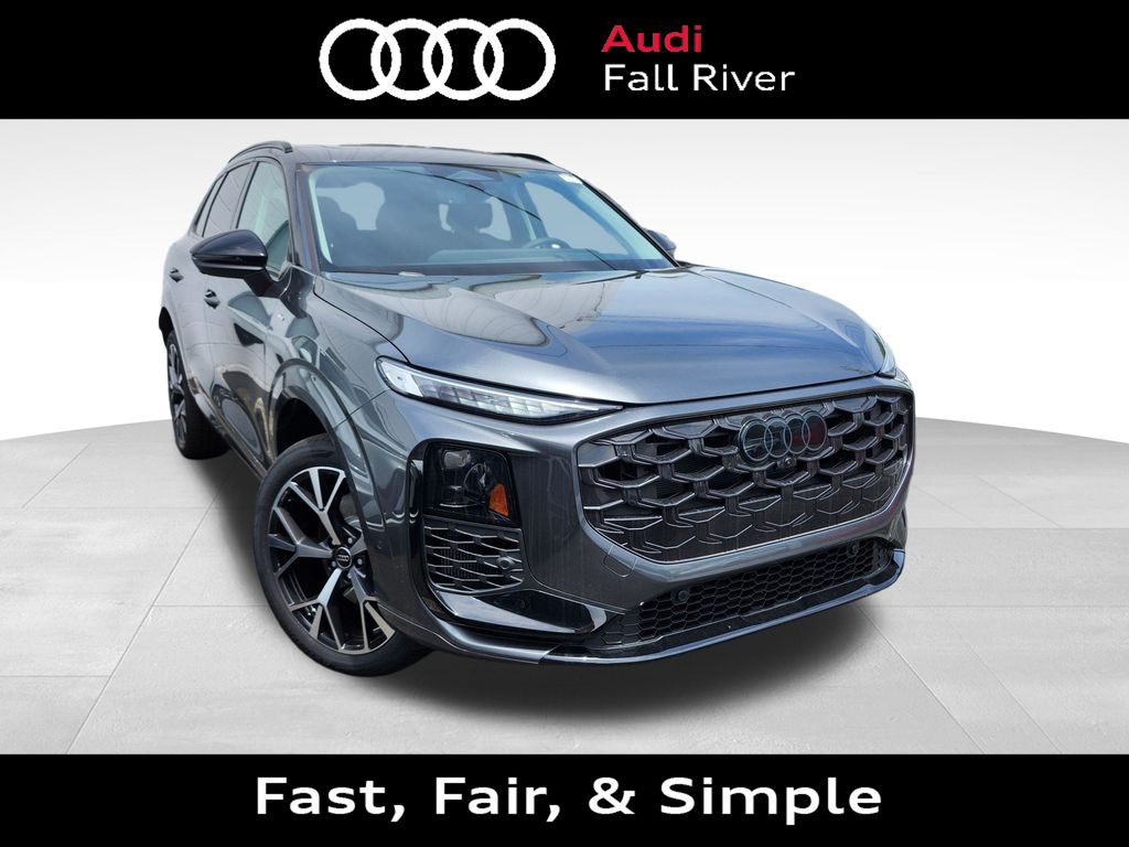 Daytona Gray Pearl Effect 2026 Audi Q3 SUV / Crossover All-Wheel Drive 7-Speed Automatic