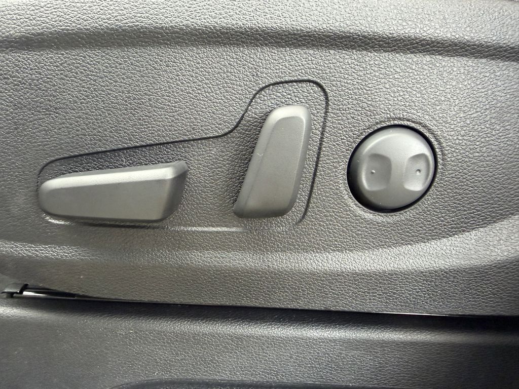 new 2025 Kia Telluride car, priced at $40,031