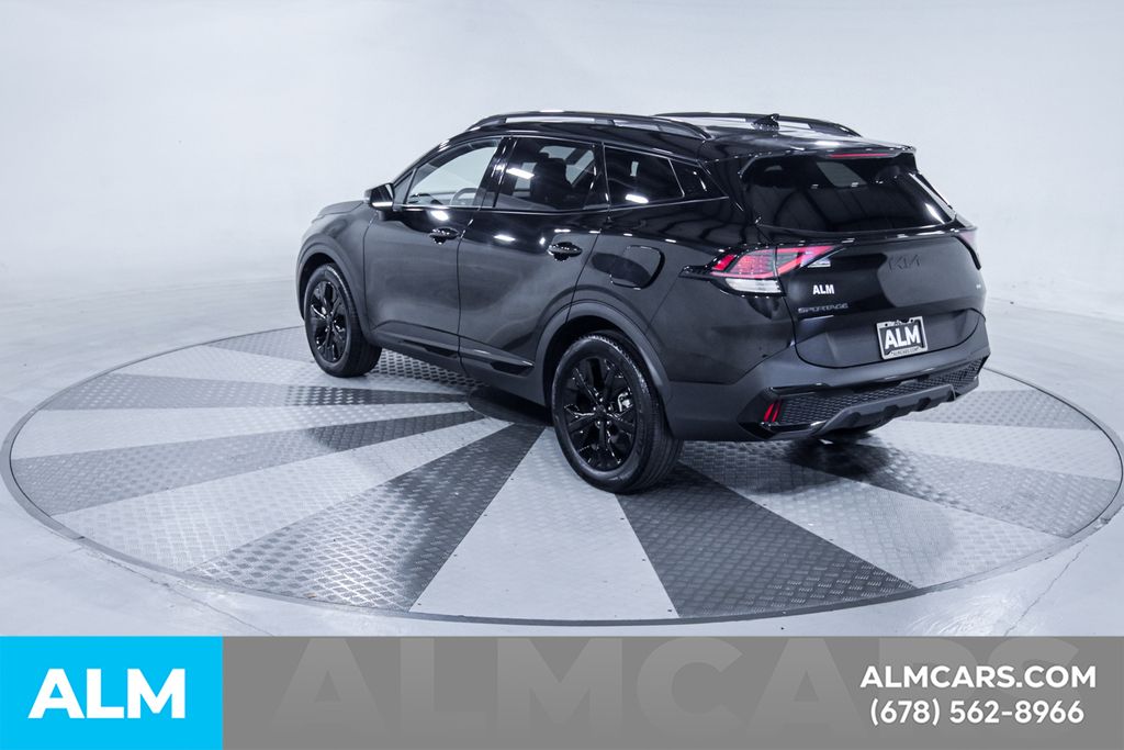 Used 2025 Black Kia X-Line image 7