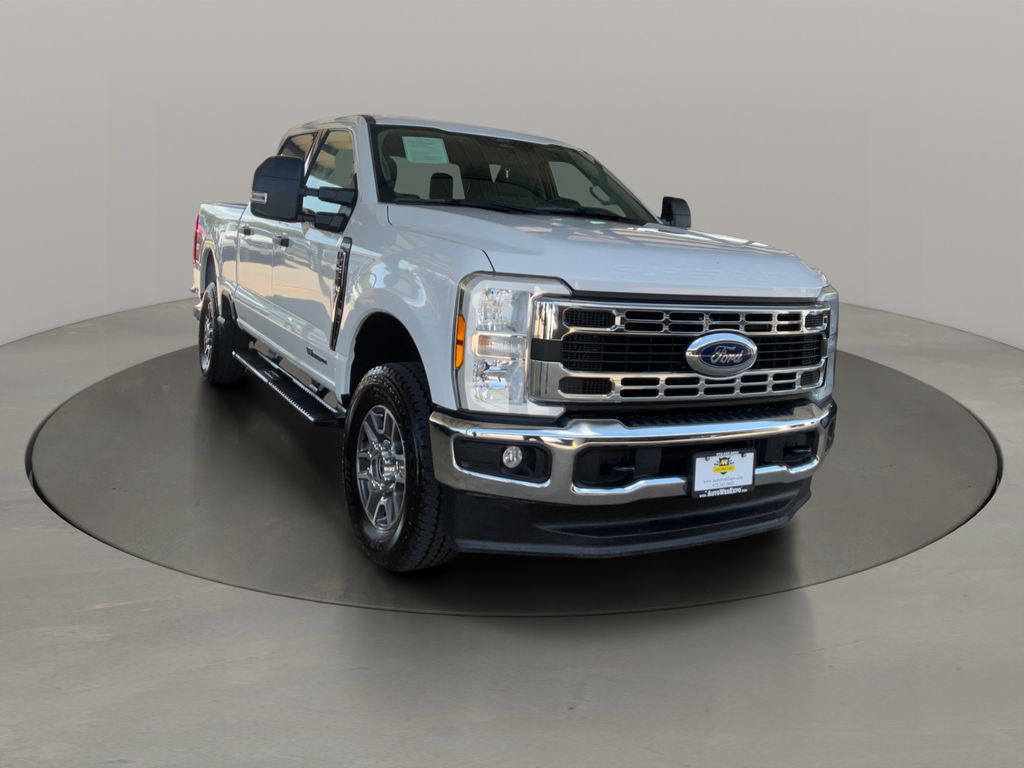 Oxford White 2024 Ford F-250 Super Duty XLT SuperCab 4WD Pickup Truck Four-Wheel Drive Automatic