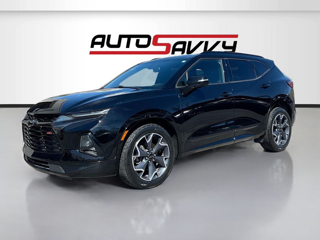 Used 2020 Black Chevrolet RS image 3