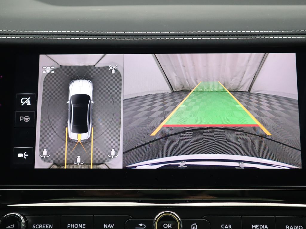 Thumbnail: 2025 Bentley Flying Spur - 16