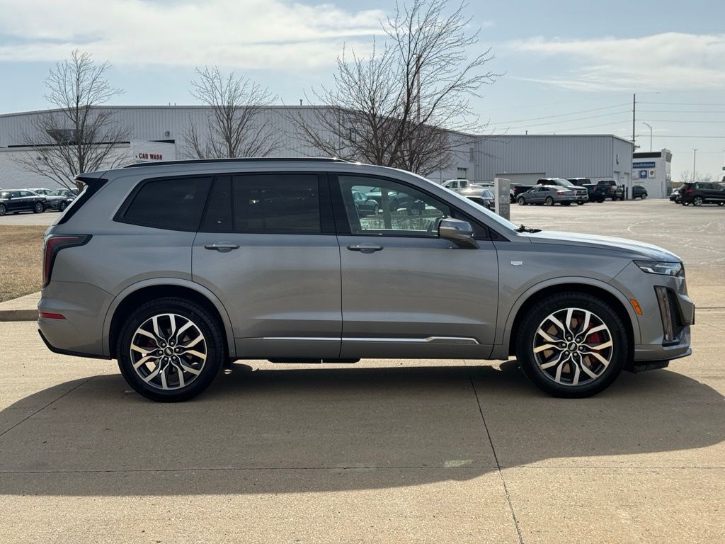 2024 Cadillac XT6 Sport photo