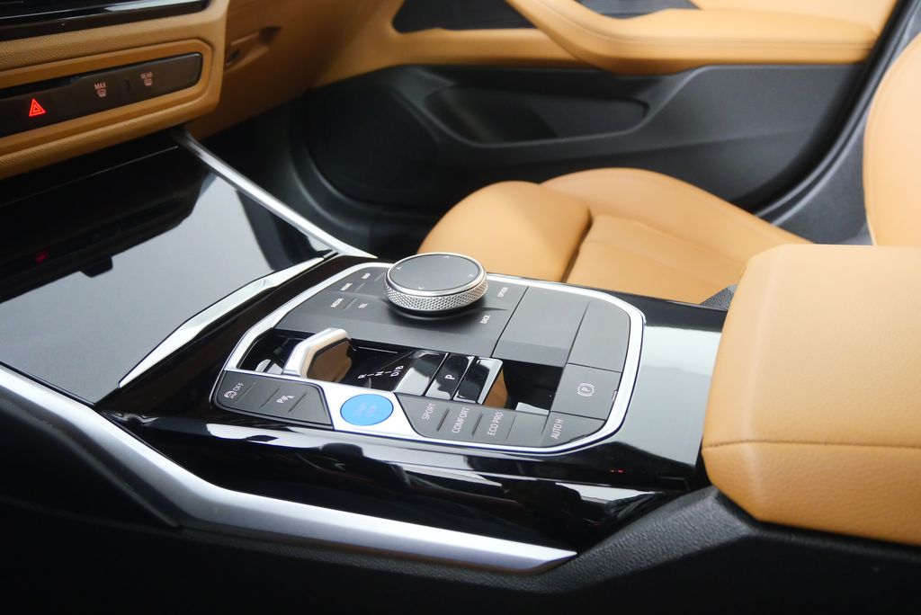 Thumbnail: 2024 BMW i4 - 28