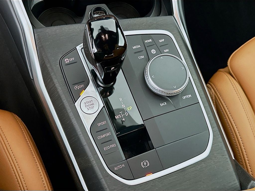 Thumbnail: 2022 BMW 3 Series - 17