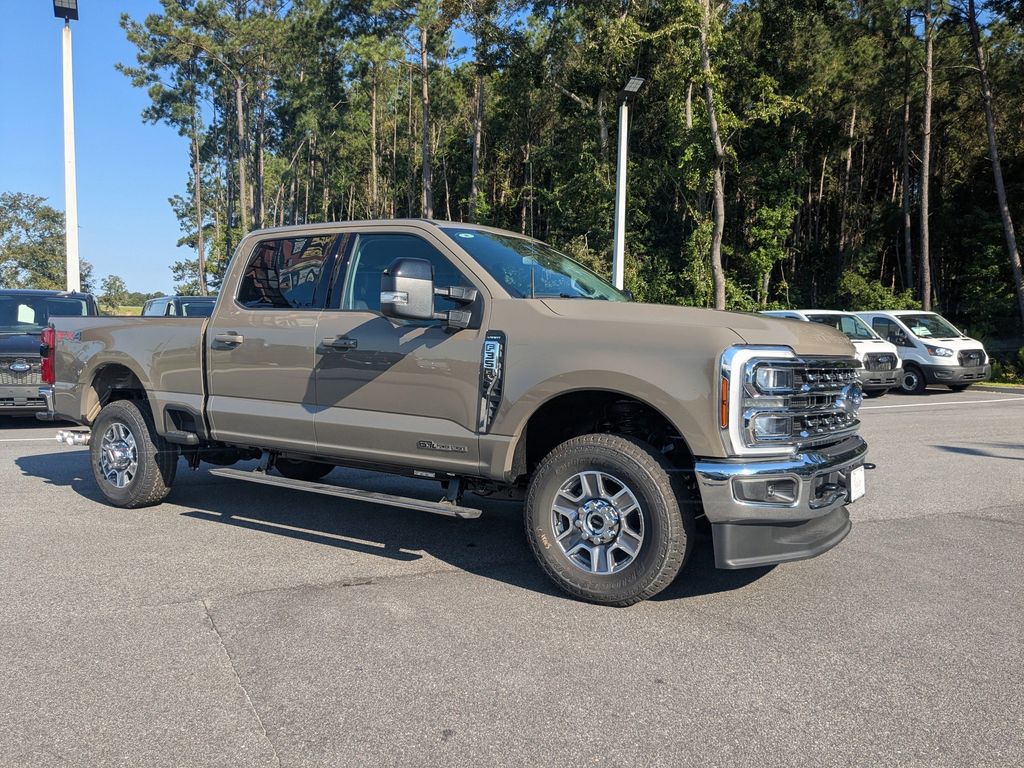 2026 Ford F-350 Super Duty Lariat