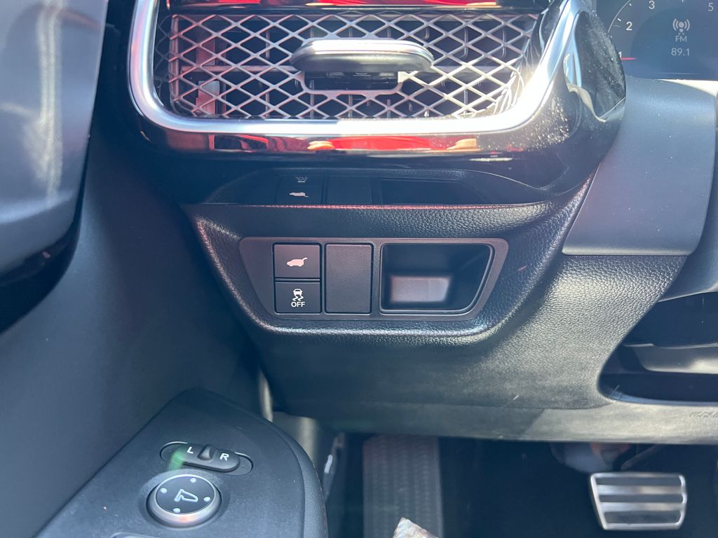 Thumbnail: 2025 Acura ADX - 16