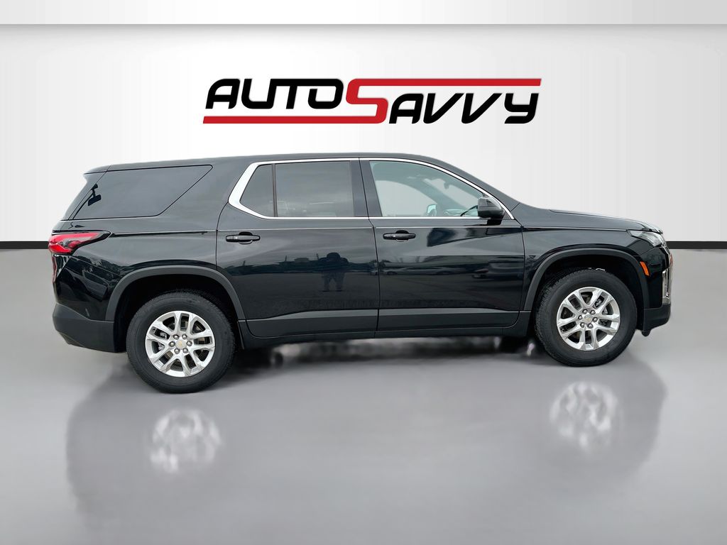 2023 Chevrolet Traverse LS - 7
