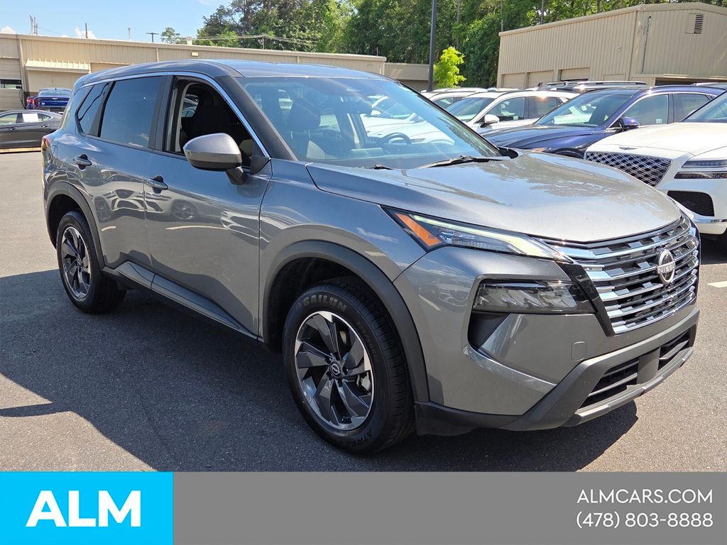 Used 2025 Gray Nissan SV image 9