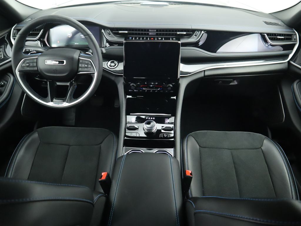 Thumbnail: 2022 Jeep Grand Cherokee - 13