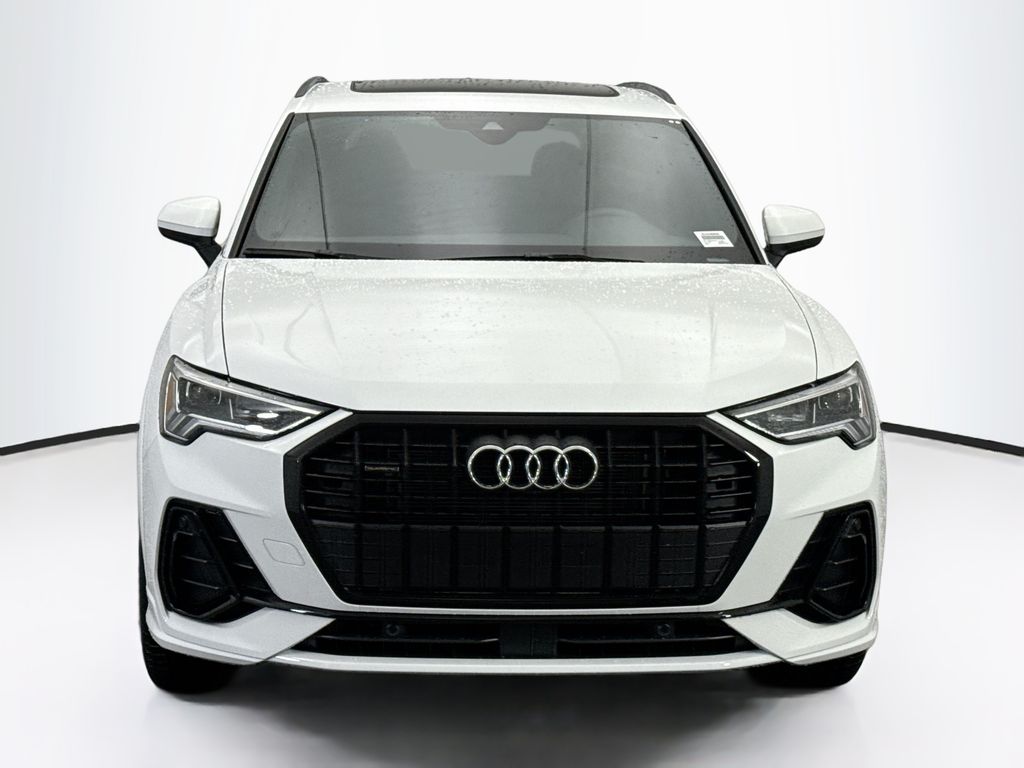Thumbnail: 2025 Audi Q3 - 2