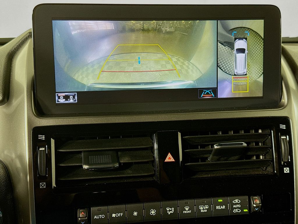 2023 Lexus GX 460 Luxury 14