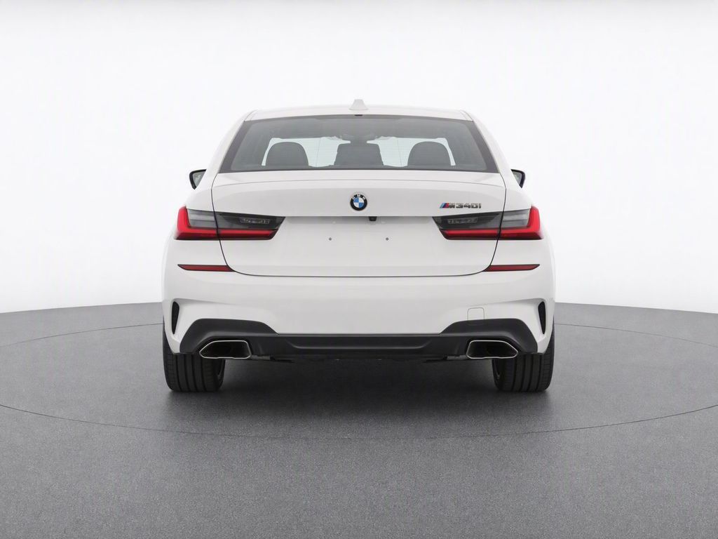 Thumbnail: 2022 BMW 3 Series - 31