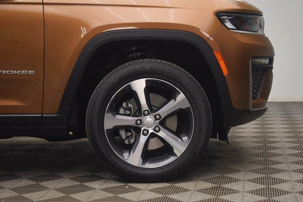 new 2026 Jeep Grand Cherokee L car, priced at $48,767