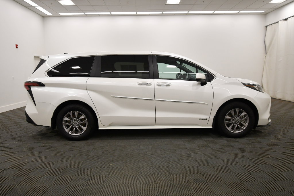 Used 2021 Toyota Sienna Van