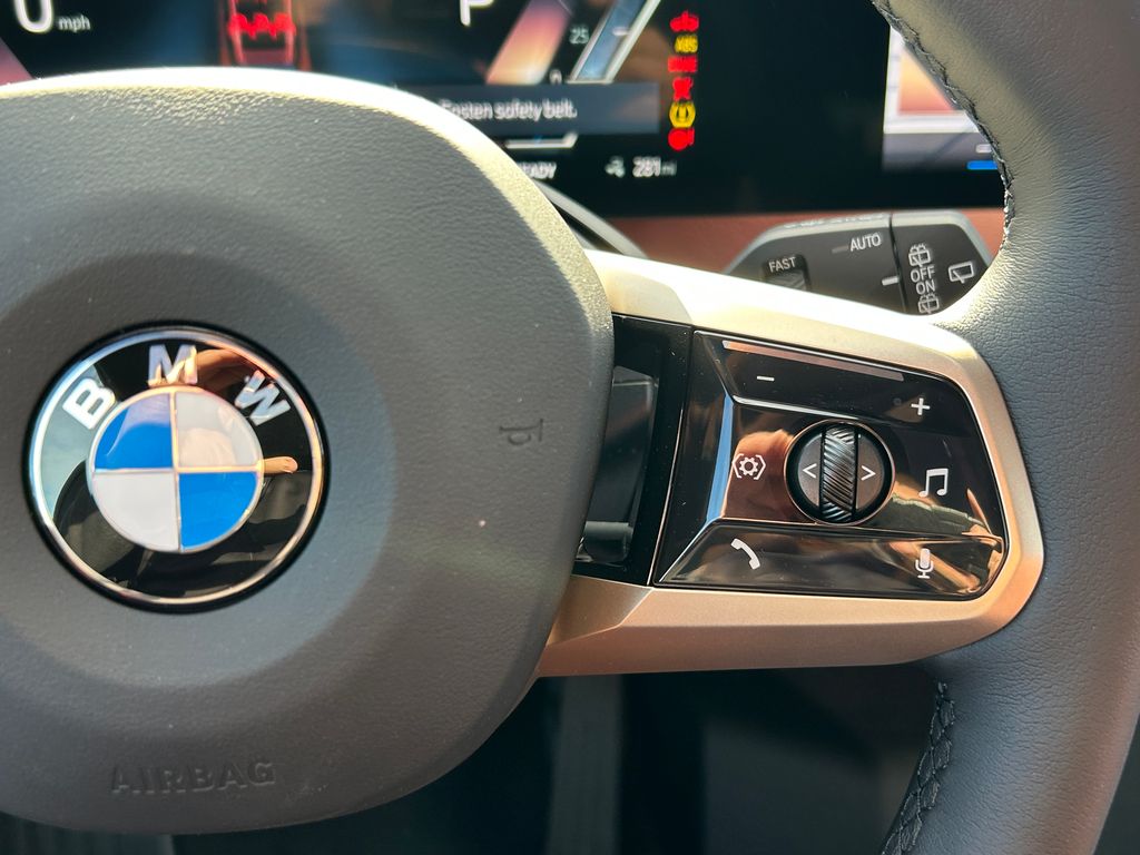 Thumbnail: 2026 BMW iX - 20