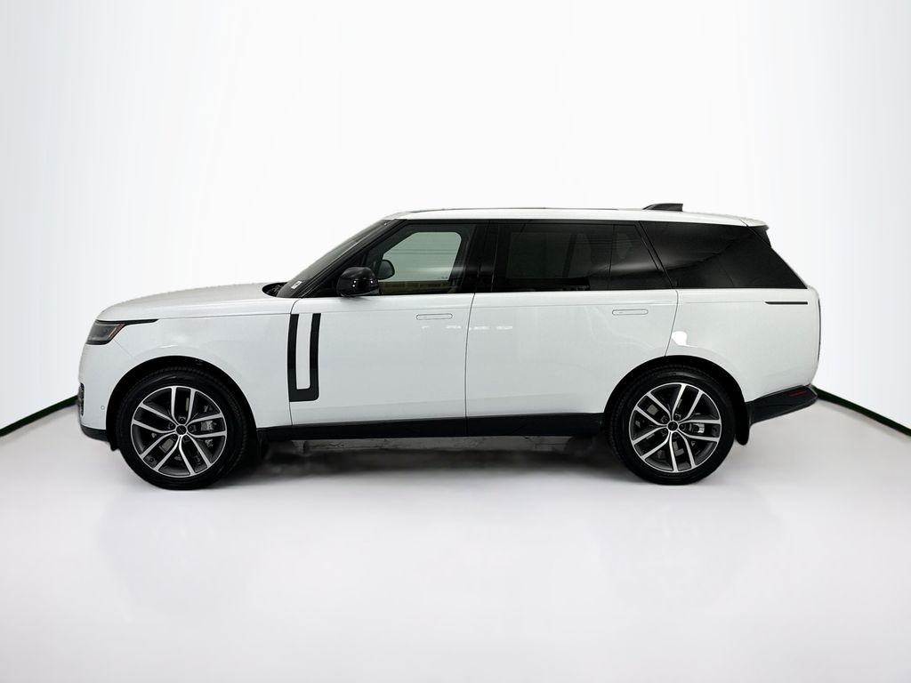 Thumbnail: 2026 Land Rover Range Rover - 8