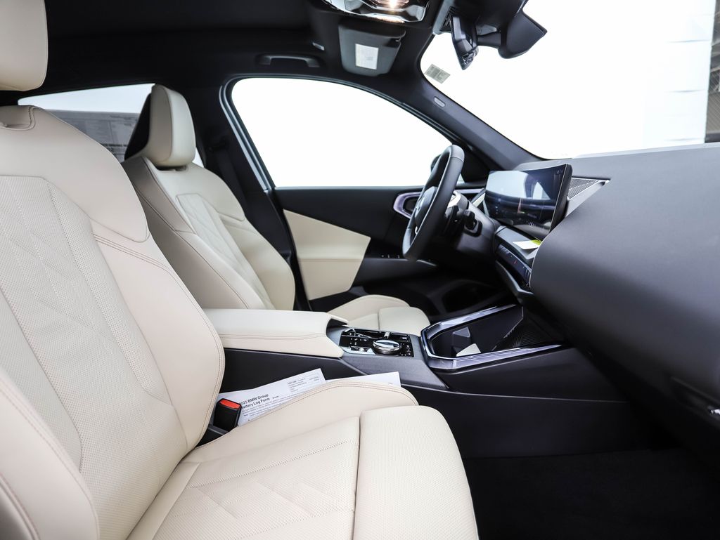2025 BMW X3 3.0i 29