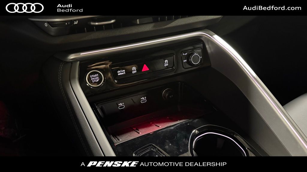 Thumbnail: 2025 Audi Q5 - 16