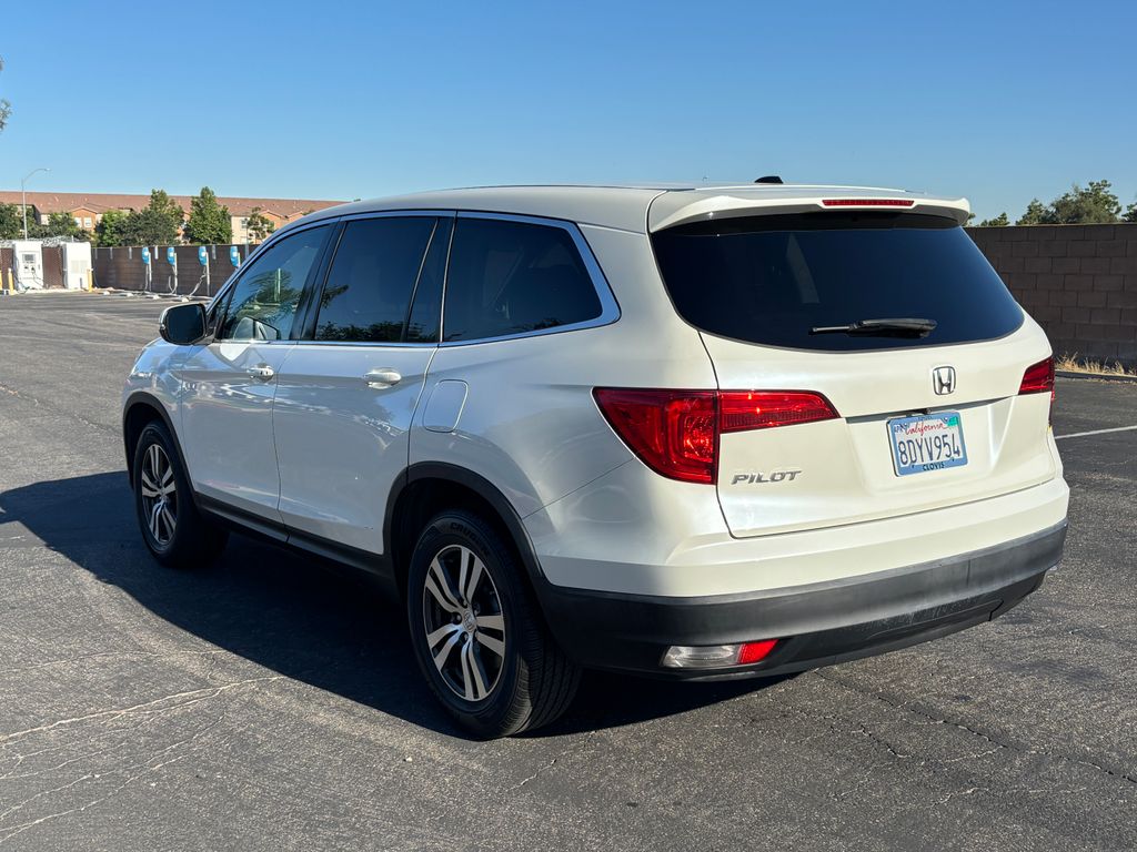 Thumbnail: 2018 Honda Pilot - 7
