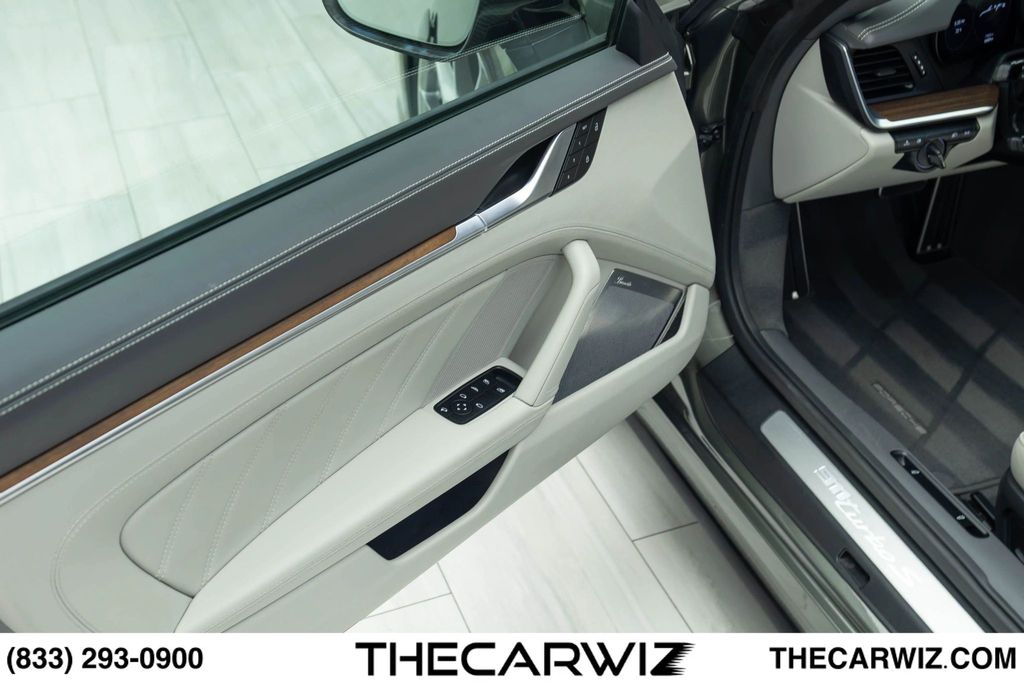2023 Porsche 911