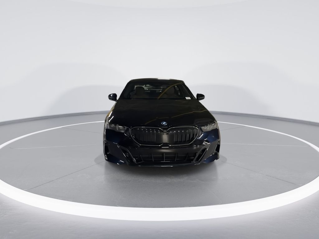 Thumbnail: 2026 BMW 5 Series - 3