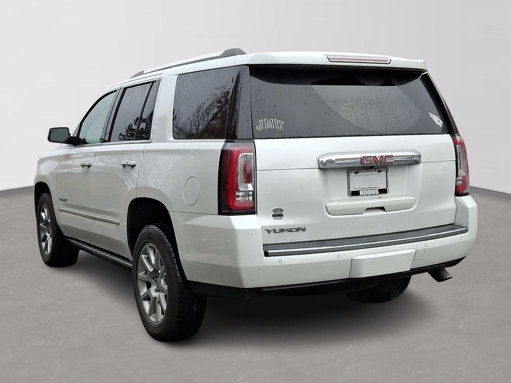 2017 GMC Yukon Denali 6