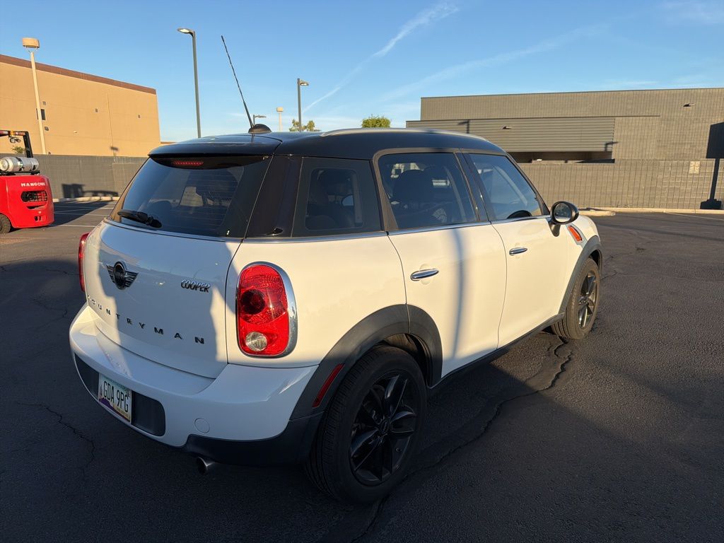 Thumbnail: 2014 MINI Cooper Countryman - 3