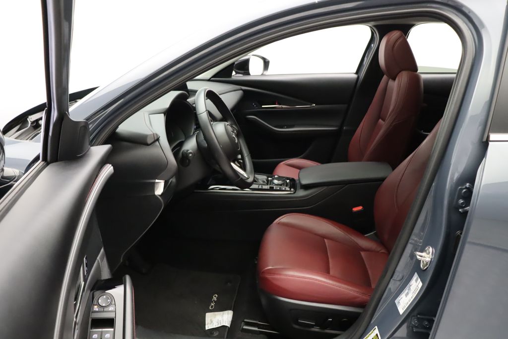 2023 Mazda CX-30 Carbon 14